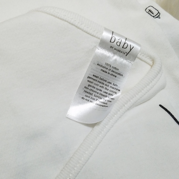 Rae Dunn Baby HANGRY 3-Pc Clothing Set w/Bib - Picture 8 of 8